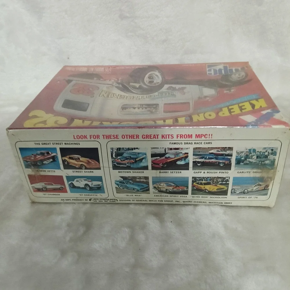 MPC Keep On Truckin 32 Ford Delivery Van 1/25 Model Kit 1-0767 Vintage Rod
